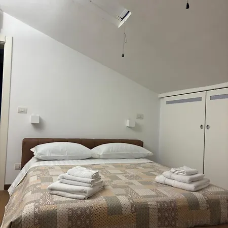 Apartament La Mansarda Bari